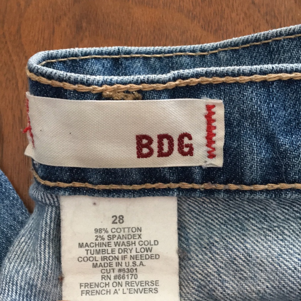 Distressed boyfriend jeans